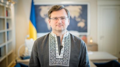 Кулеба обвинил НАТО в лицемерии за нежелание принимать Украину в альянс